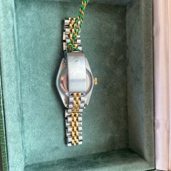 Ladies Rolex - Oyster Datejust - Jubilee Bracelet - Picture 4 of 12